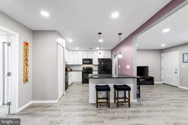 424 CHIPPEWA TRL, Browns Mills, NJ 08015