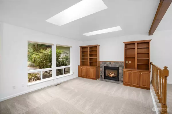 22904 49th AVE SE, Bothell, WA 98021