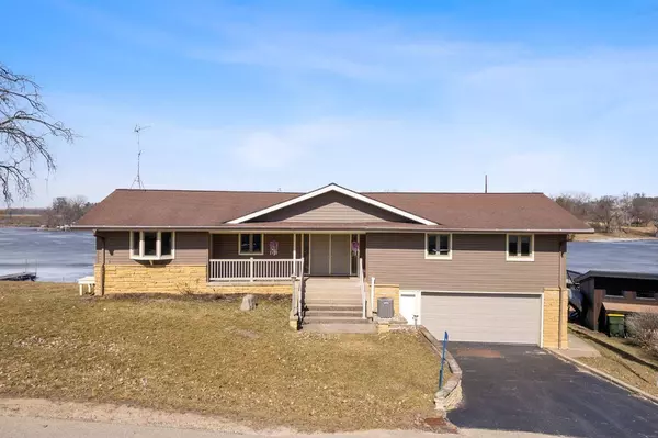 E12096 Grubers Grove Road, Prairie Du Sac, WI 53578