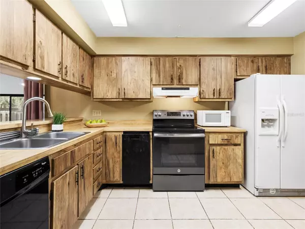 902 CYPRESSWOOD CT, Winter Springs, FL 32708