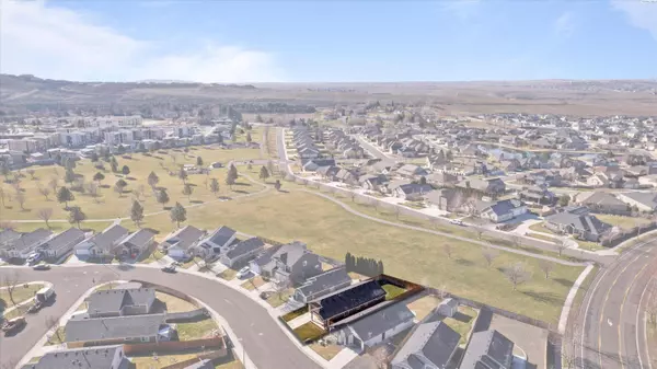 8015 W 6th Ave, Kennewick, WA 99336