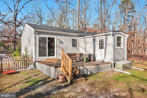 7176 1ST AVE, Mays Landing, NJ 08330