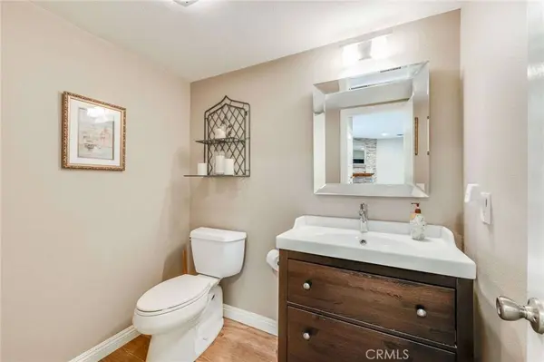 140 N Canyon BLVD #C, Monrovia, CA 91016