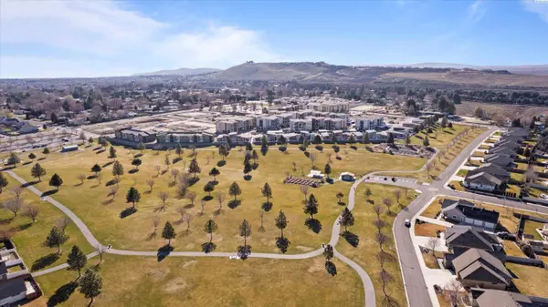 8015 W 6th Ave, Kennewick, WA 99336