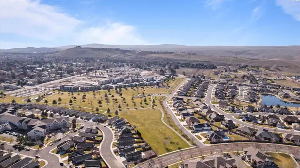 8015 W 6th Ave, Kennewick, WA 99336