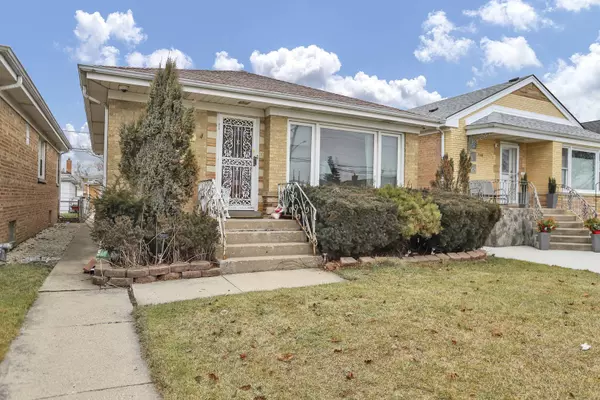 7112 W Montrose AVE, Norridge, IL 60706