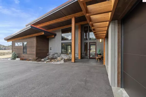 146 Jim Brown Way, Sandpoint, ID 83864