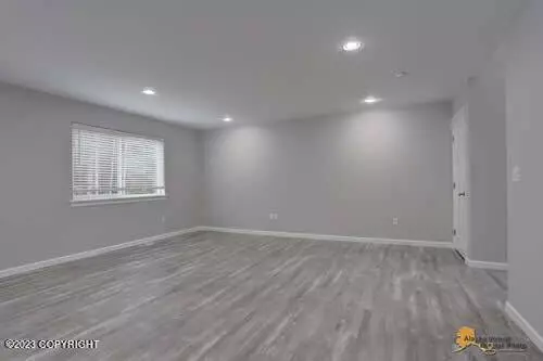 530 W Galway DR, Wasilla, AK 99654