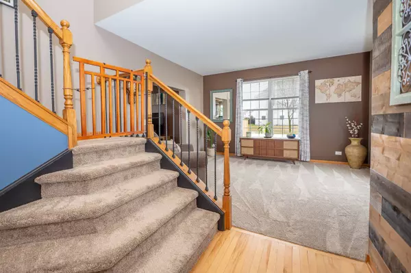 915 Sable Ridge DR, Joliet, IL 60431