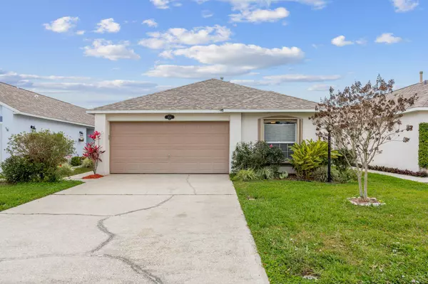 2066 Redwood CIR NE, Palm Bay, FL 32905