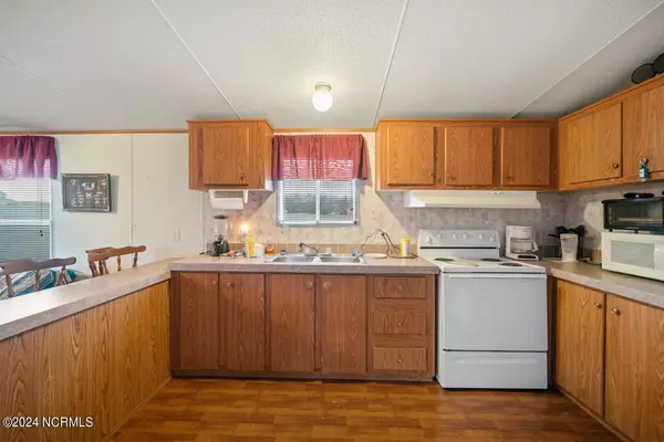 8625 Rich Road, Castalia, NC 27816