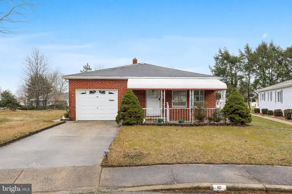 10 ROSEAU CT, Toms River, NJ 08757