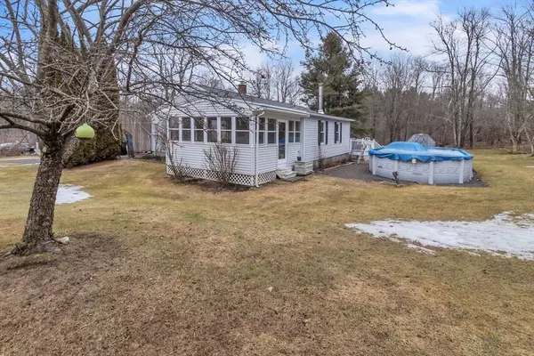 1421 Main Road, Granville, MA 01034