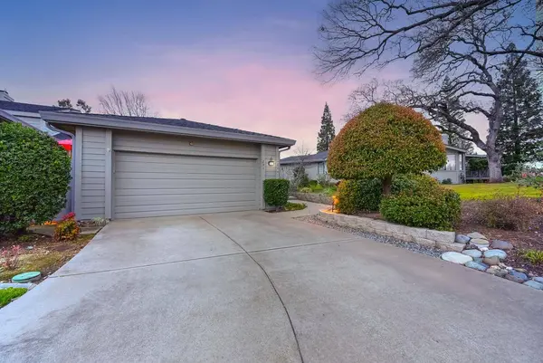 291 Castlewood CIR, Roseville, CA 95678