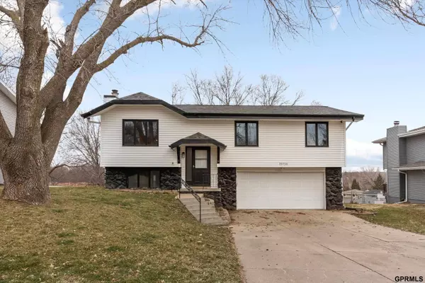 15730 Valley Street, Omaha, NE 68130