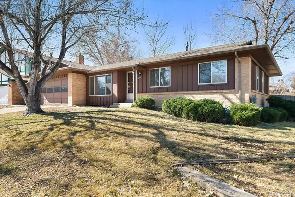 2801 S Roslyn ST, Denver, CO 80231