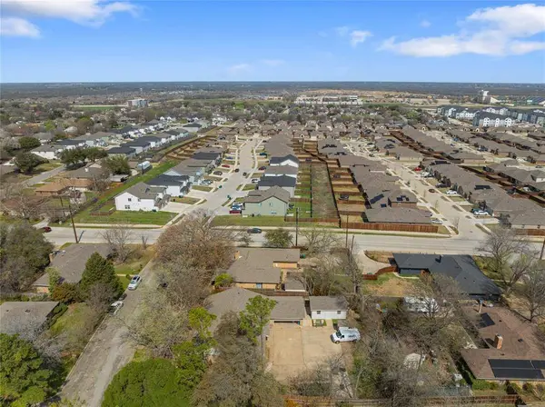 2604 Huntington Drive, Denton, TX 76209