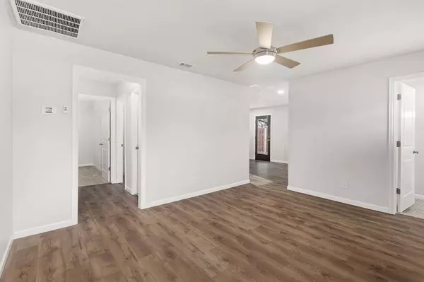 1816 Arbor Lane, Arlington, TX 76010