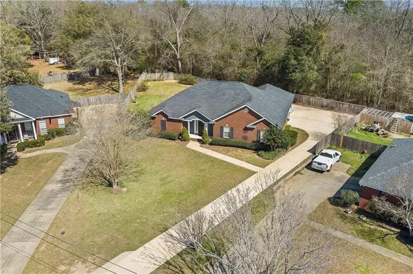 4030 Blakewood DR, Semmes, AL 36575