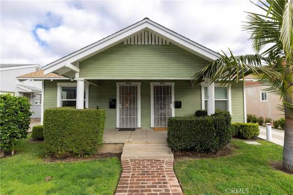 1053 W Civic Center Dr, Santa Ana, CA 92703