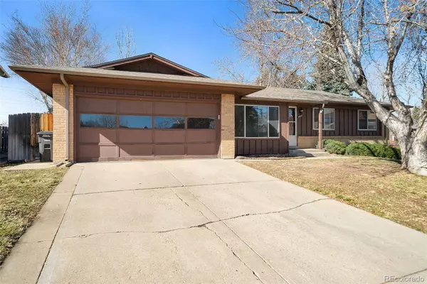 2801 S Roslyn ST, Denver, CO 80231