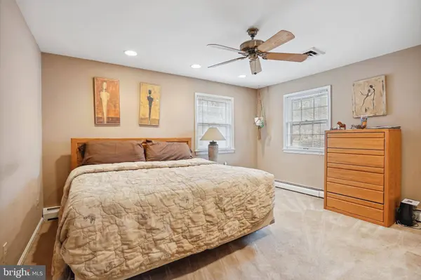 7048 WARDELL ST, Annandale, VA 22003