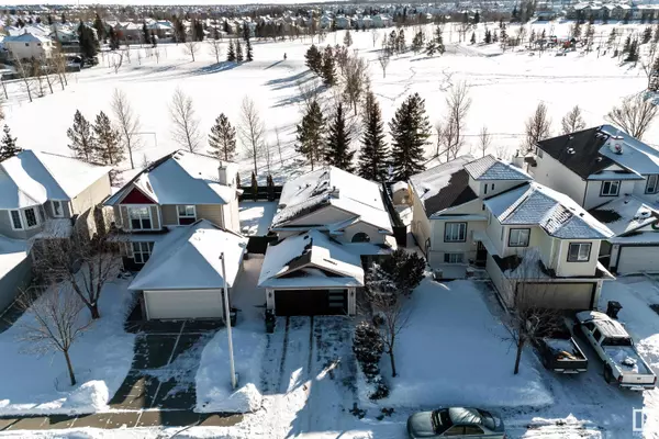 1043 GRAHAM CO NW, Edmonton, AB T5T 6L4