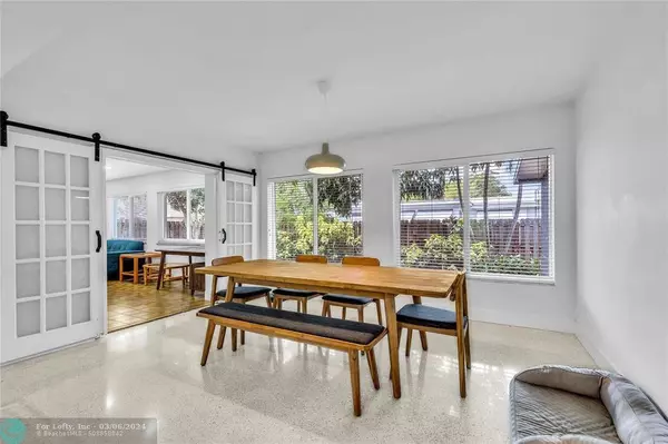 4739 NE 17th Ave, Oakland Park, FL 33334