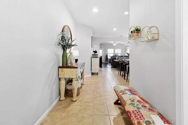 749 Walls Boulevard, Crowley, TX 76036