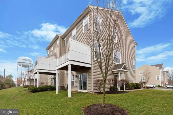 117 CARILLON HILL LN, Sellersville, PA 18960