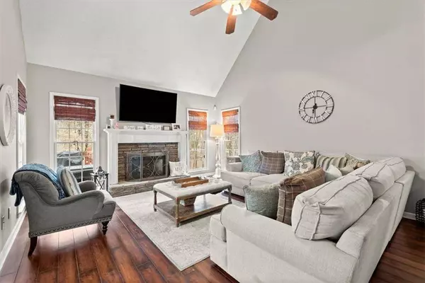 16 VICKERS PL, Douglasville, GA 30134