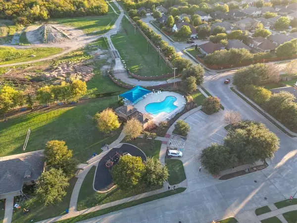 749 Walls Boulevard, Crowley, TX 76036