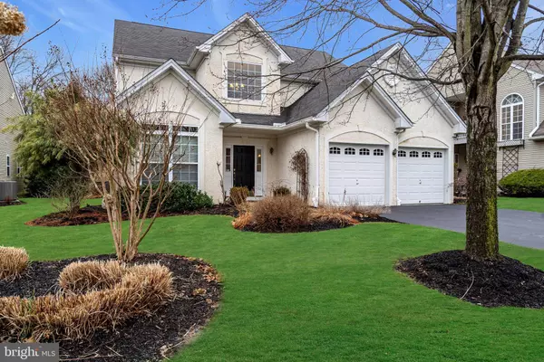 43 BUCKINGHAM DR, Pennington, NJ 08534