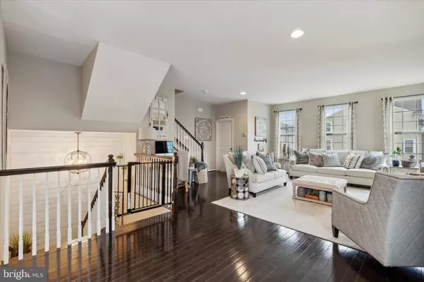 117 CARILLON HILL LN, Sellersville, PA 18960