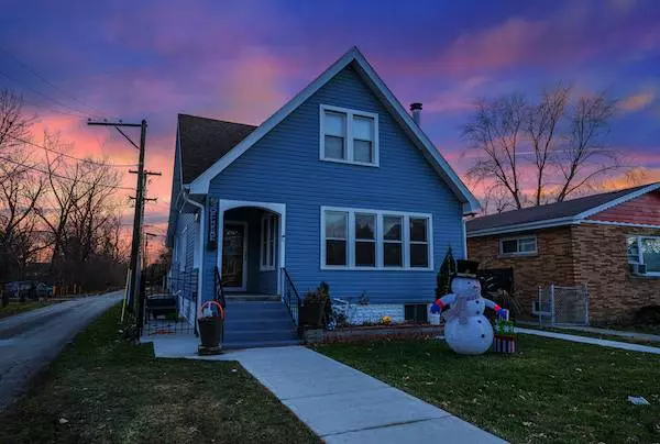 40 E 151ST ST, Harvey, IL 60426