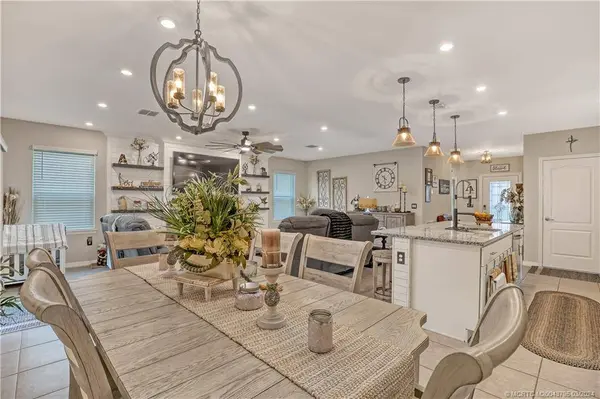 10609 SW Vasari WAY, Port Saint Lucie, FL 34987