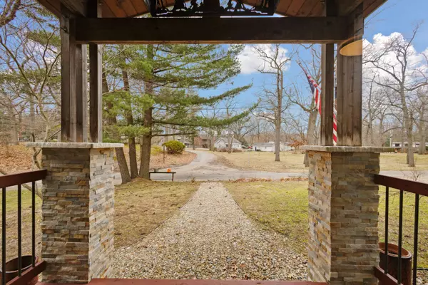 18753 ParkView Drive, New Buffalo, MI 49117