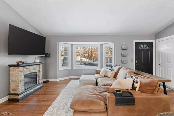 9422 Shady Oaks ST NW, Clinton, OH 44216