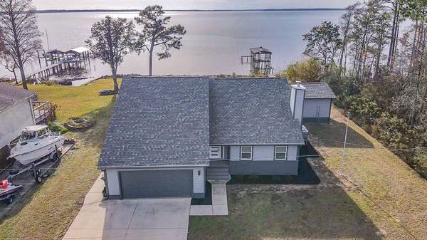 3555 Mai Kai Dr, Pensacola, FL 32526