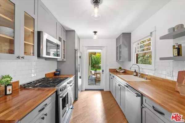 710 Holland Ave, Los Angeles, CA 90042