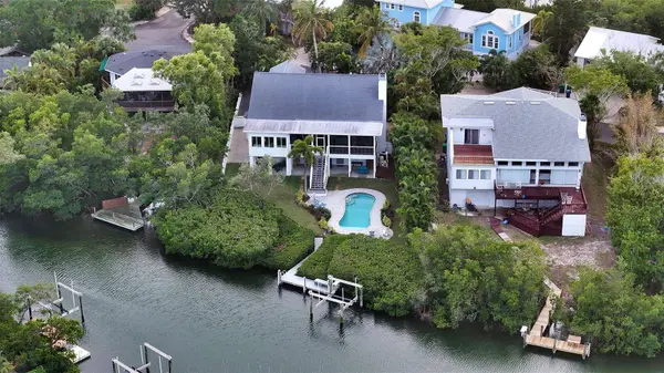 126 HAMMOCK RD, Anna Maria, FL 34216