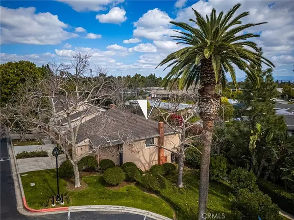 650 W Glenwood DR, Fullerton, CA 92832