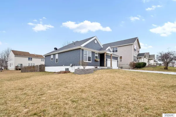 2901 Birchwood Drive, Bellevue, NE 68123