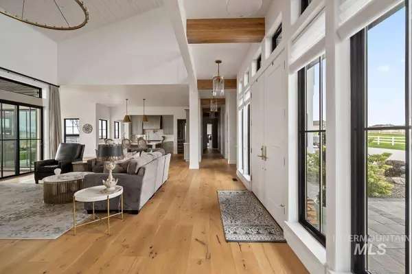 12597 Deer Ridge Trl, Nampa, ID 83686-7807