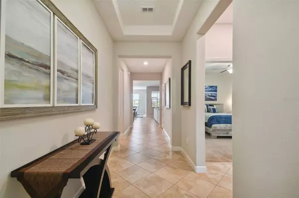 10040 VICTORY GALLOP LOOP, Ruskin, FL 33573