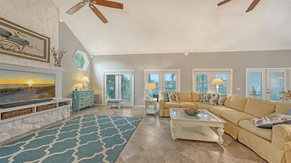 126 HAMMOCK RD, Anna Maria, FL 34216