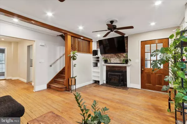 1409 POND ST, Bristol, PA 19007