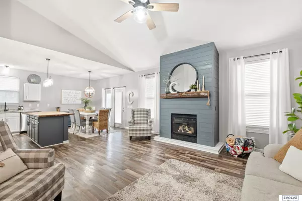 2901 Birchwood Drive, Bellevue, NE 68123