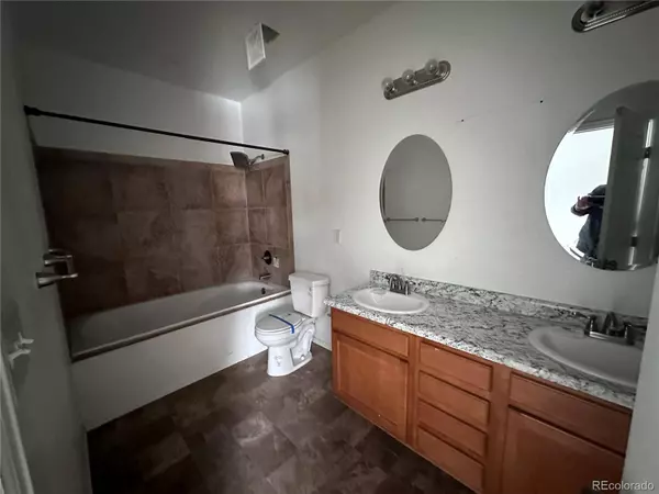 110 Johnson CIR, Keenesburg, CO 80643