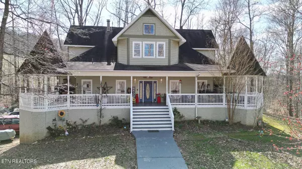 400 Cabbage Cemetery Rd, Washburn, TN 37888